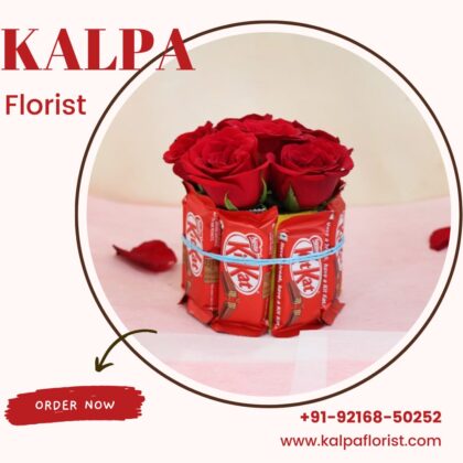 Rose Kitkat Vase ( Online Chocolate And Flower Delivery )